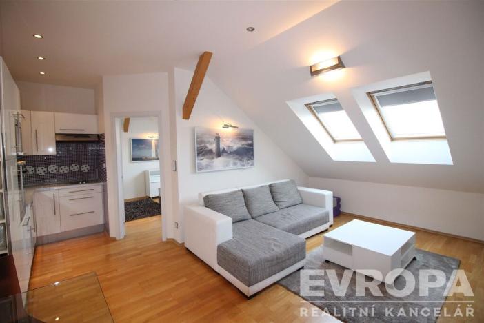 Pronájem bytu 2+kk, Praha - Braník, Ke Krči, 50 m2