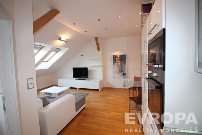 Pronájem bytu 2+kk, Praha - Braník, Ke Krči, 50 m2