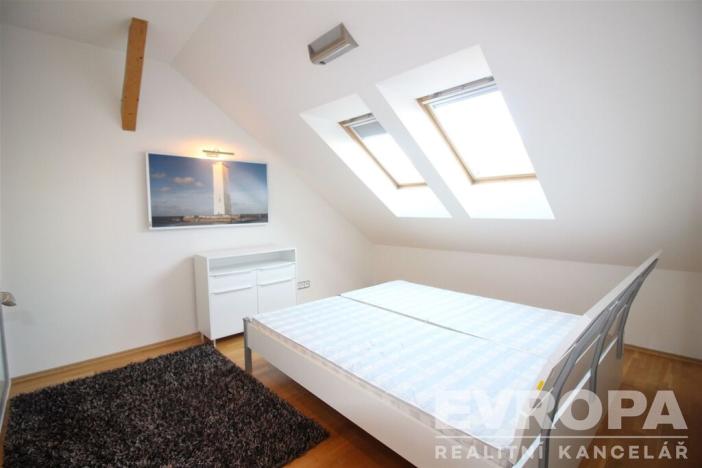 Pronájem bytu 2+kk, Praha - Braník, Ke Krči, 50 m2