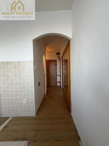 Pronájem bytu 1+1, Hradec Králové, třída Edvarda Beneše, 41 m2