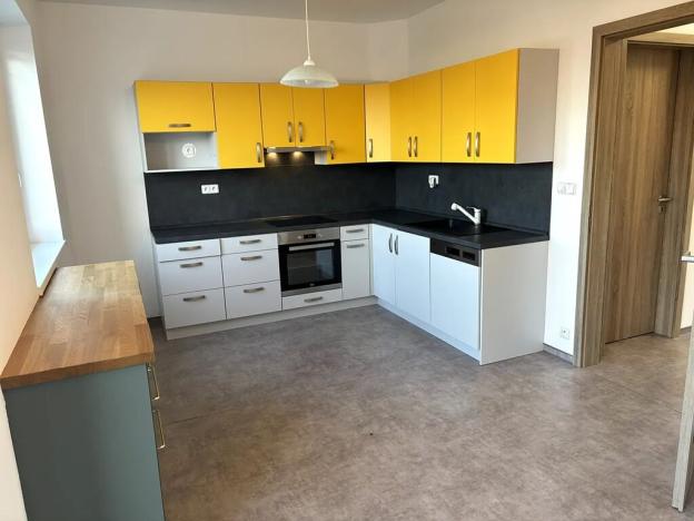 Pronájem rodinného domu, Velké Přílepy, Sukova, 176 m2