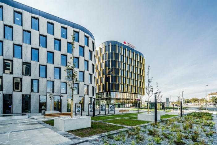 Pronájem kanceláře, Praha, Kladenská, 457 m2