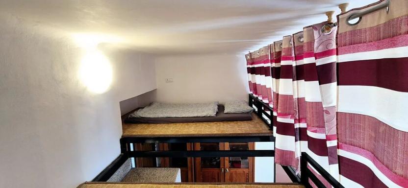 Pronájem bytu 2+1, Praha - Nové Město, Ke Karlovu, 54 m2