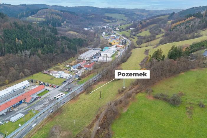 Prodej komerčního pozemku, Vsetín, 1164 m2