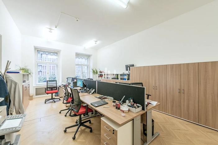 Pronájem kanceláře, Praha - Nové Město, Václavské náměstí, 700 m2