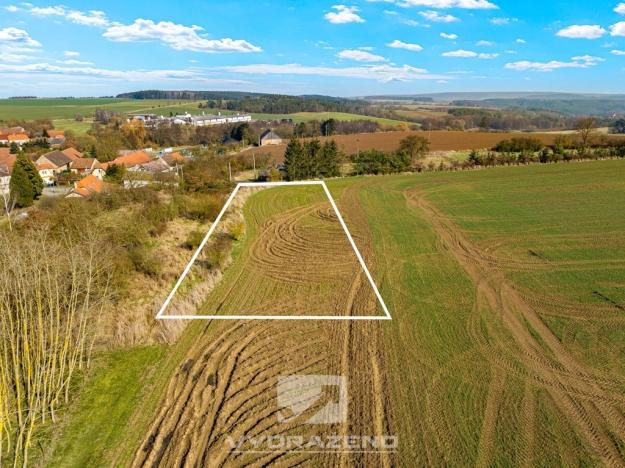 Prodej zahrady, Černíkovice, 2281 m2
