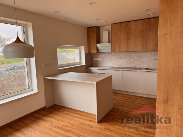 Pronájem rodinného domu, Opava, 103 m2