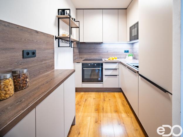 Prodej bytu 2+kk, Praha, Borovanského, 43 m2