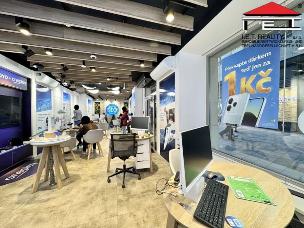 Pronájem obchodního prostoru, Brno, Česká, 161 m2