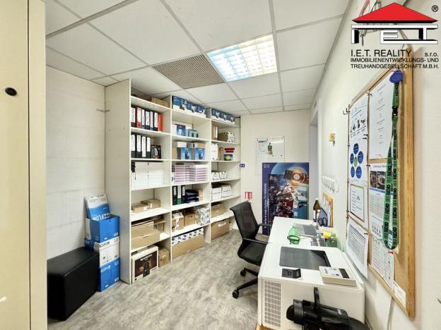 Pronájem obchodního prostoru, Brno, Česká, 161 m2