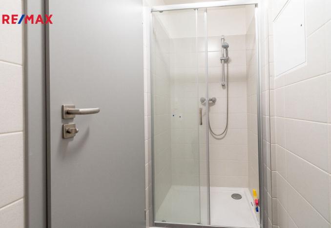 Pronájem kanceláře, Hradec Králové - Pražské Předměstí, U Koruny, 92 m2