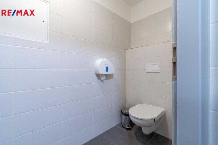 Pronájem kanceláře, Hradec Králové - Pražské Předměstí, U Koruny, 92 m2