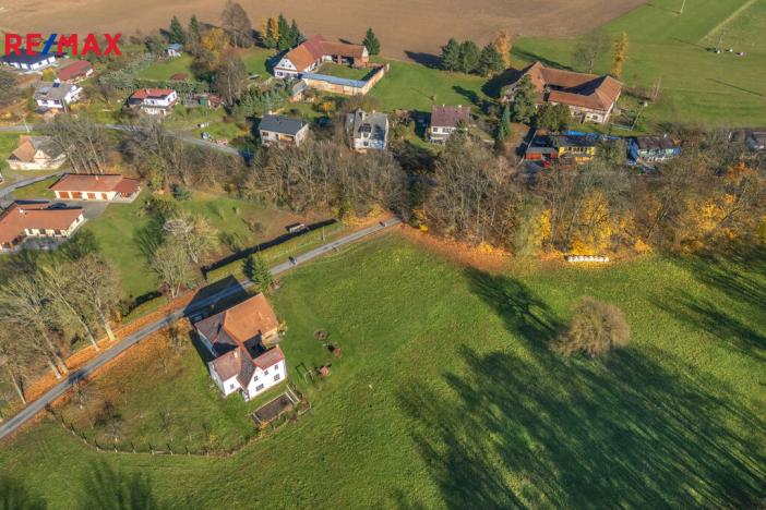 Prodej pozemku pro bydlení, Žichlínek, 1300 m2