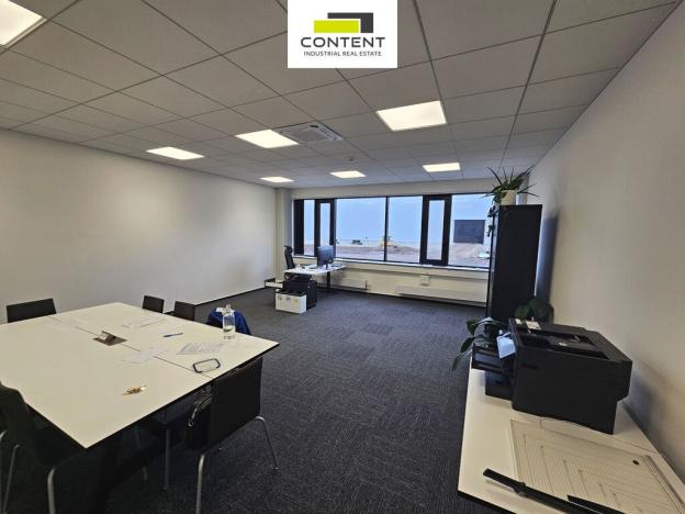 Pronájem skladu, Humpolec, Pražská, 2642 m2