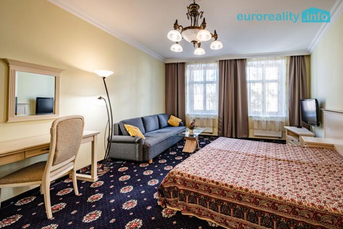 Pronájem bytu 2+1, Karlovy Vary, Libušina, 65 m2