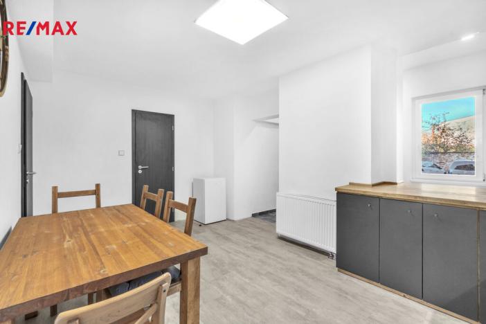 Pronájem bytu 2+1, Hradec Králové - Kukleny, Zelená, 61 m2