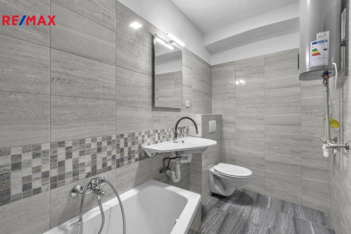 Pronájem bytu 2+1, Hradec Králové - Kukleny, Zelená, 61 m2