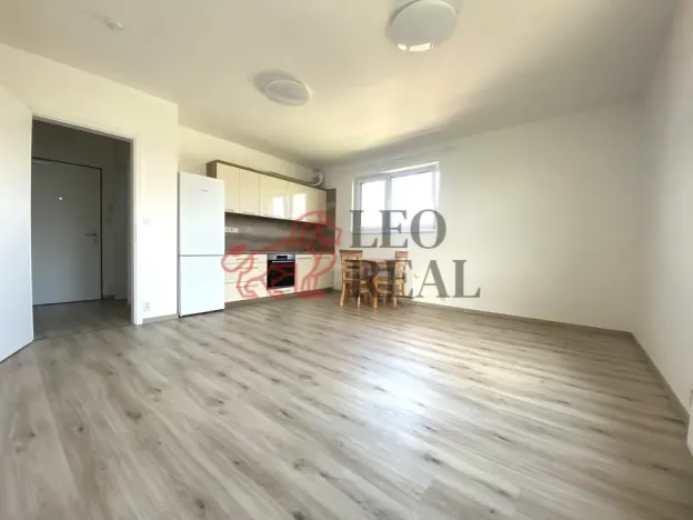 Pronájem bytu 1+kk, Praha - Lipence, Oddechová, 35 m2