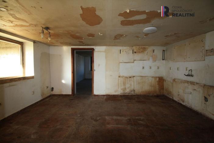 Prodej pozemku pro bydlení, Znojmo - Derflice, 2928 m2