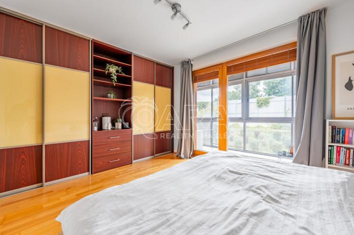 Pronájem bytu 2+kk, Praha - Liboc, Naardenská, 80 m2