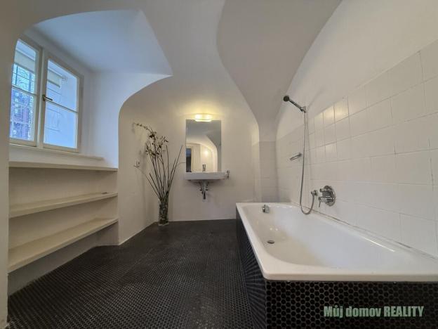 Pronájem bytu 2+1, Praha - Hradčany, Nový Svět, 60 m2