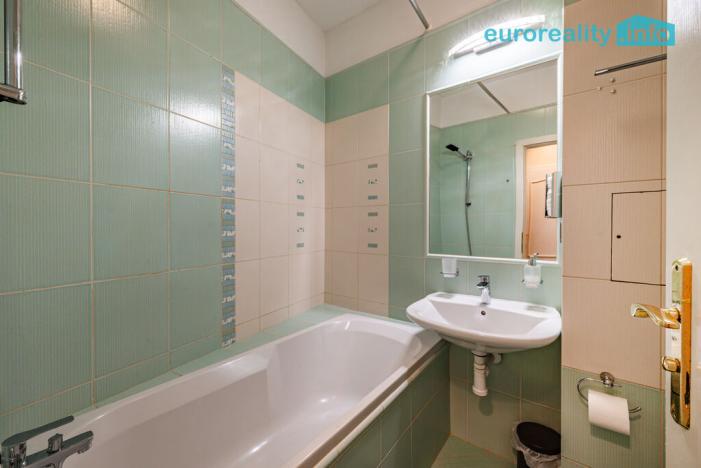 Pronájem ubytování, Karlovy Vary, Libušina, 340 m2