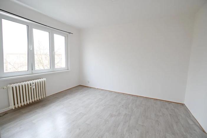 Prodej bytu 2+1, Nová Role, Svobodova, 57 m2