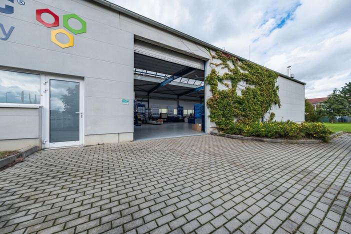 Pronájem obchodního prostoru, Vestec, Vídeňská, 271 m2