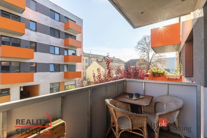 Prodej bytu 2+kk, Brno - Královo Pole, Mojmírovo náměstí, 45 m2