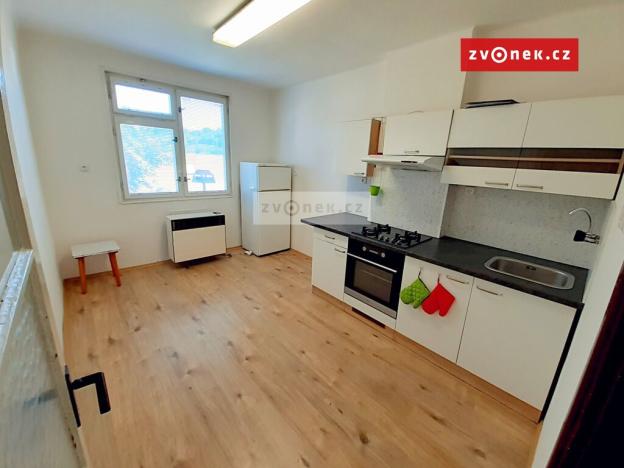 Pronájem bytu 2+1, Zlín - Mladcová, Mokrá IV, 60 m2