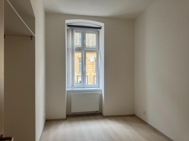 Pronájem bytu 2+kk, Plzeň - Jižní Předměstí, V Šipce, 45 m2