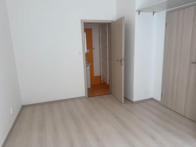 Pronájem bytu 2+kk, Plzeň - Jižní Předměstí, V Šipce, 45 m2