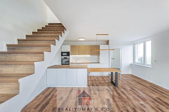 Prodej bytu 4+kk, Horoušany, Rubínová, 92 m2