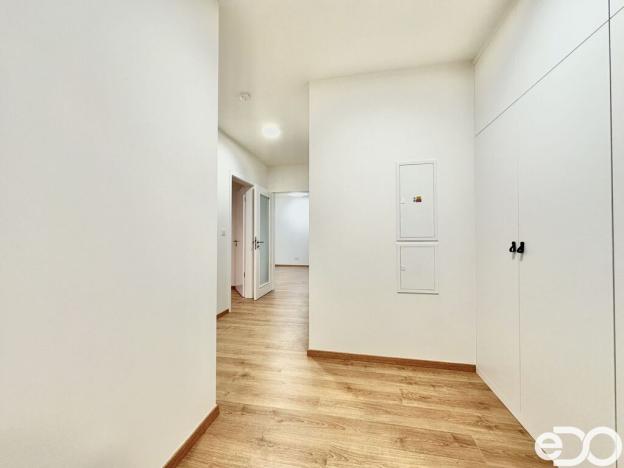 Pronájem bytu 2+kk, Praha, Zlochova, 51 m2