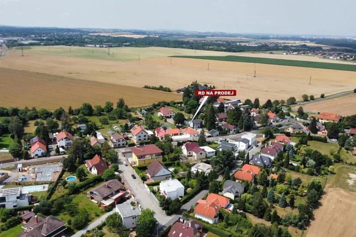 Prodej rodinného domu, Praha - Pitkovice, Žampiónová, 197 m2