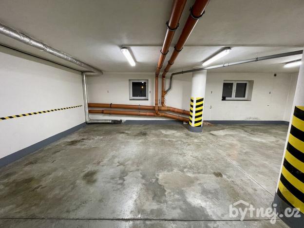 Pronájem bytu 3+kk, Olomouc - Neředín, Okružní, 67 m2