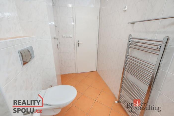 Pronájem bytu 2+1, Liberec - Liberec I-Staré Město, Husova, 59 m2