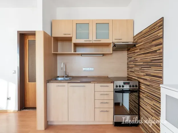 Pronájem bytu 2+kk, Praha - Podolí, Hudečkova, 49 m2