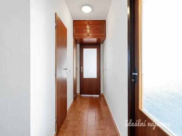 Pronájem bytu 2+kk, Praha - Podolí, Hudečkova, 49 m2