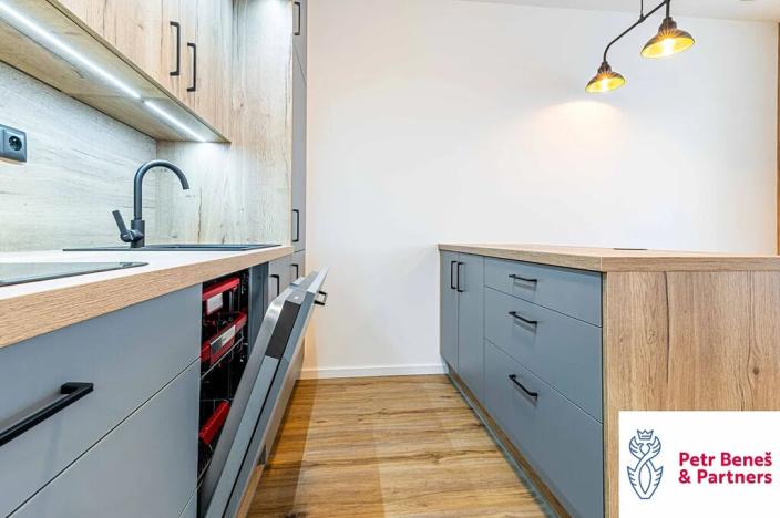 Pronájem bytu 2+kk, Kladno, Ke křížku, 48 m2