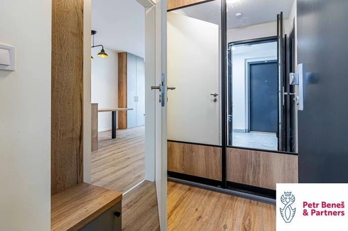 Pronájem bytu 2+kk, Kladno, Ke křížku, 48 m2