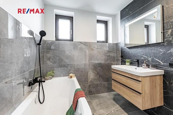 Prodej vily, Jindřichův Hradec, Spojovací, 183 m2