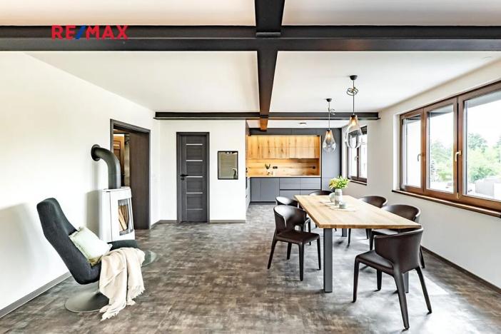 Prodej rodinného domu, Jindřichův Hradec, Spojovací, 183 m2