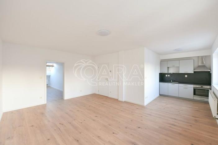 Pronájem bytu 2+kk, Benešov, Tyršova, 55 m2