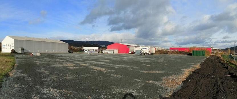 Pronájem komerčního pozemku, Králův Dvůr, Průmyslová, 1000 m2