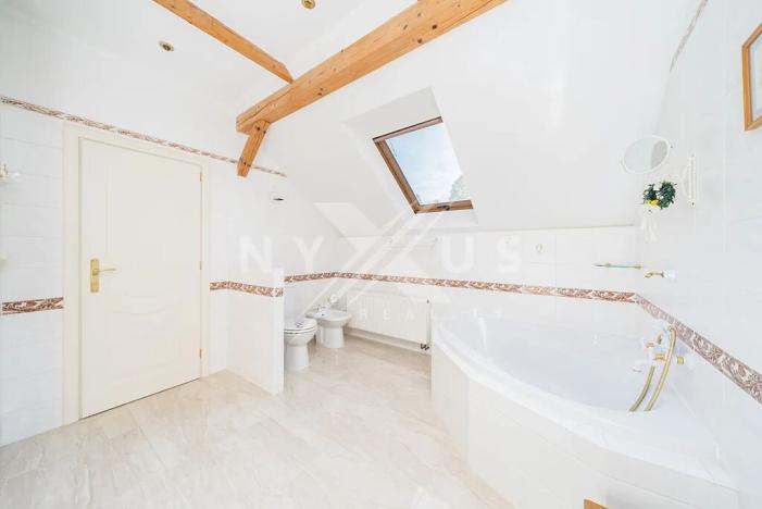 Prodej rodinného domu, Český Šternberk, 237 m2