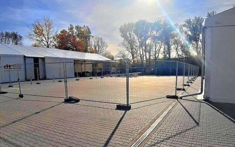 Pronájem komerčního pozemku, Líbeznice, 700 m2