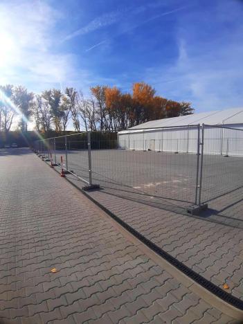 Pronájem komerčního pozemku, Líbeznice, 700 m2