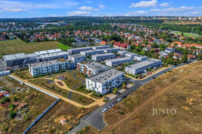 Prodej bytu 2+kk, Praha, U konečné, 61 m2