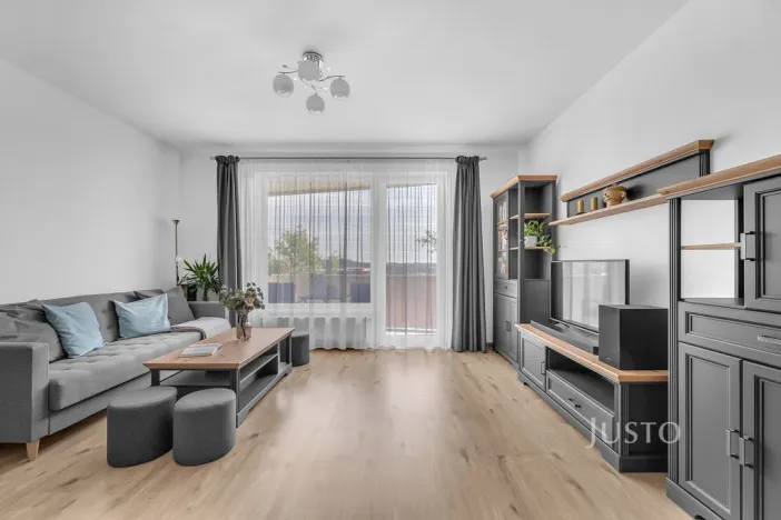 Prodej bytu 2+kk, Praha, U konečné, 61 m2
